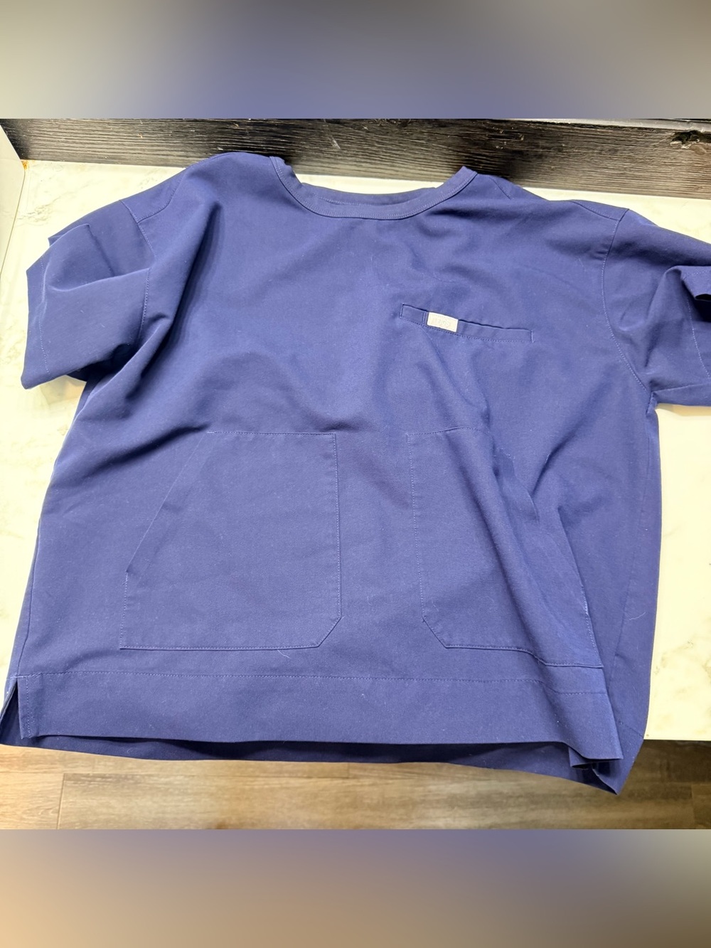 Figs crewneck scrub top navy